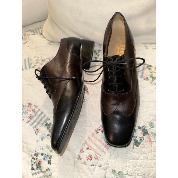 VINTAGE SALVATORE FERRAGAMO 2 TONE LEATHER OXFORDS LACE UP SHOES 7.5N - Picture 1 of 7